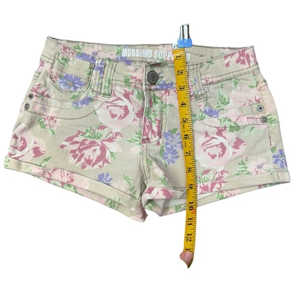 MOSSIMO SUPPLY CO. Pink and Green Jean Shorts Floral Pattern - Picture 5 of 5